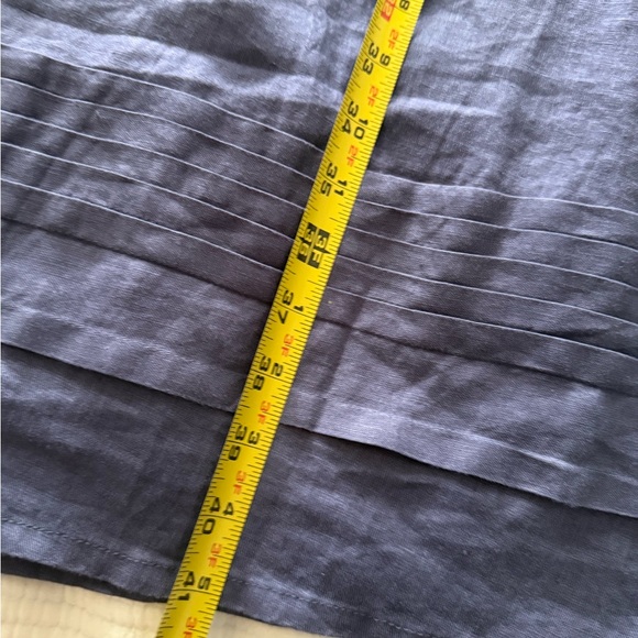 Sundance blue Tunic with Embroidered Details. 100% linen. - Picture 3 of 6